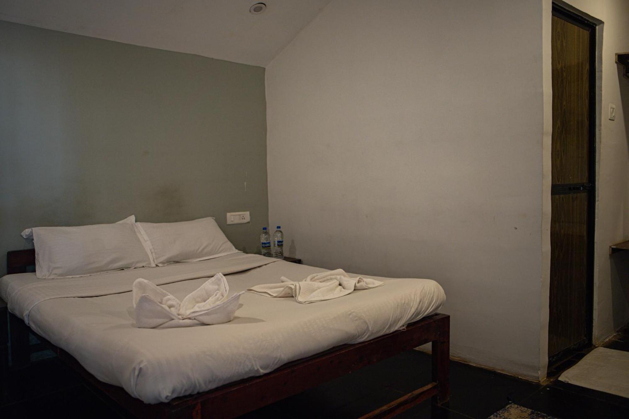 12 Monks - Beachside Hostel Arambol Kültér fotó