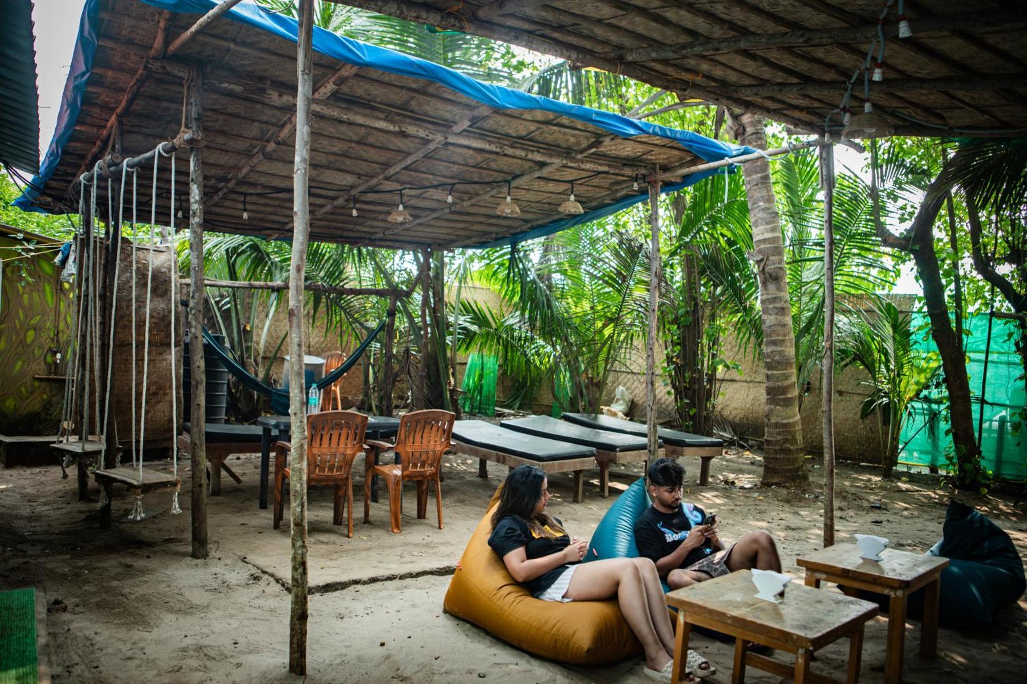 12 Monks - Beachside Hostel Arambol Kültér fotó